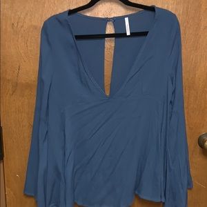 Super cute blue summer top